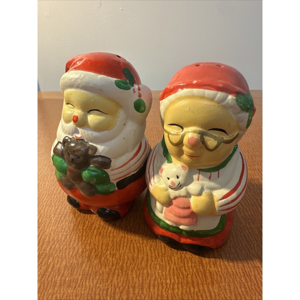Vintage MR & MRS SANTA SALT & PEPPER SHAKERS‎ HOLDING TEDDY BEAR & MOUSE CERAMIC